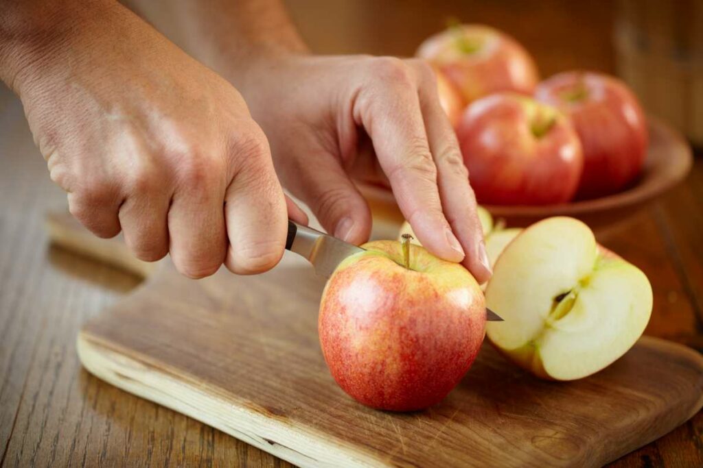 Why Can Bearded Dragons Eat Apples?