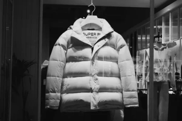 The Ultimate Guide to Choosing the Perfect Men's Coat for Every Winter Adventure